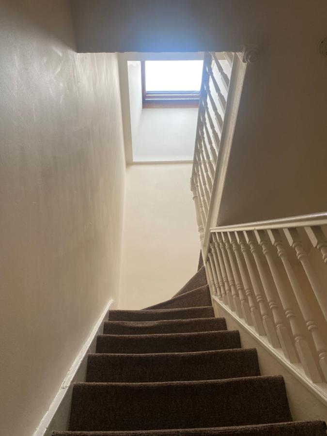 Spacious 4 Bedroom House Near Stokes Croft!! Central!!! Μπρίστολ Εξωτερικό φωτογραφία